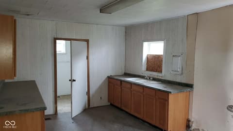 Photo of 355 W Commerce Street, Dunkirk, IN