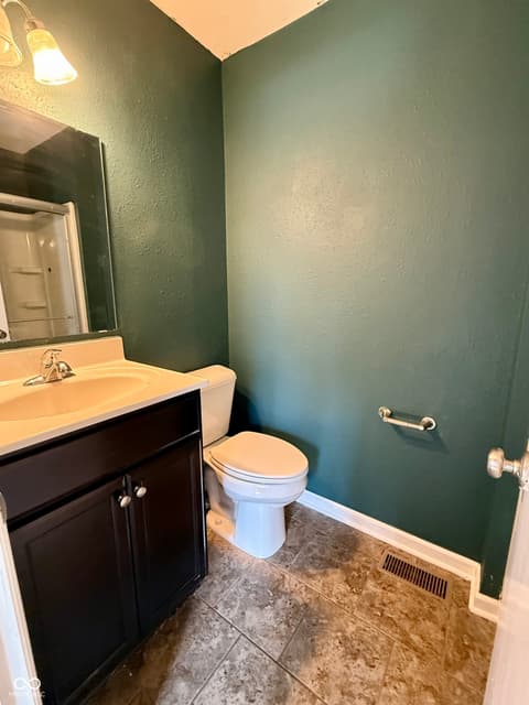 Photo of 413 S Grant Street, Brownsburg, IN