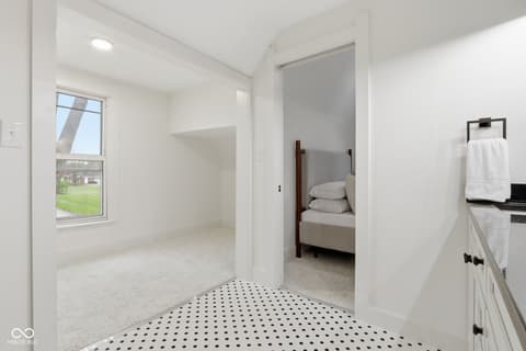 Primary bathroom at 980 W Poplar Street, Zionsville, IN