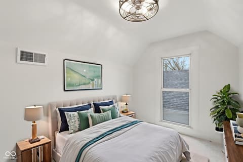 Bedroom at 980 W Poplar Street, Zionsville, IN