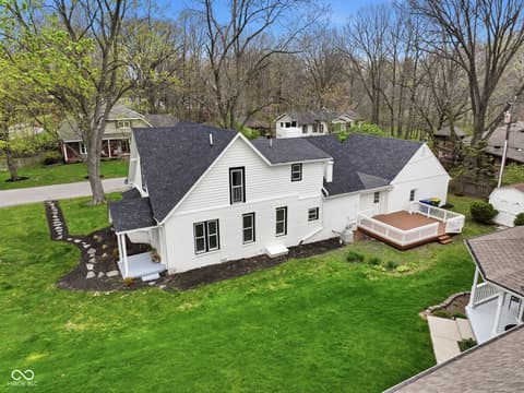 Photo of 980 W Poplar Street, Zionsville, IN