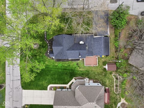 Photo of 980 W Poplar Street, Zionsville, IN