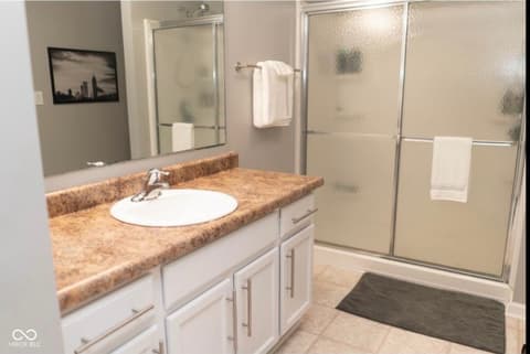 Photo of 2287 Rosswood Boulevard, Indianapolis, IN