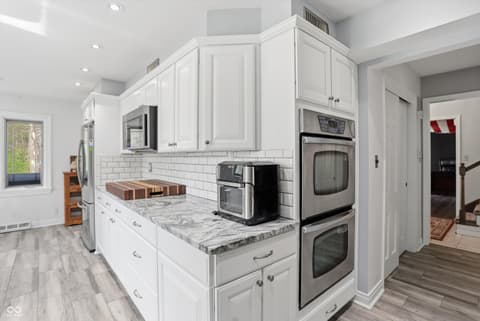 Photo of 6361 Creekside Lane, Indianapolis, IN