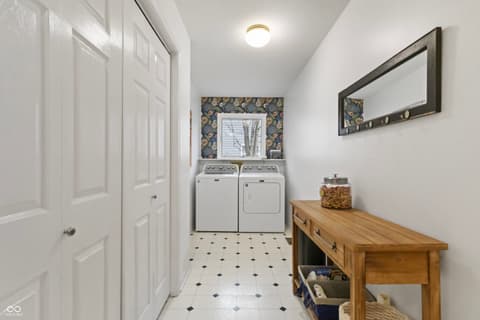 Laundry room at 5252 Bracken Drive, Indianapolis, IN