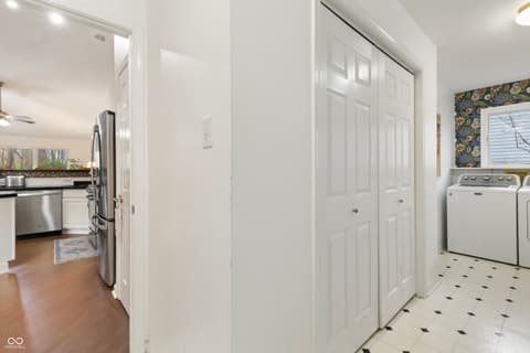 Laundry room at 5252 Bracken Drive, Indianapolis, IN