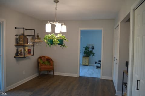 Dining room at 5275 Wilbur Road, Martinsville, IN