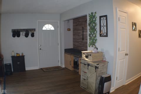 Foyer at 5275 Wilbur Road, Martinsville, IN