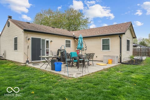 Photo of 387 Pleasantview Boulevard, Greenwood, IN