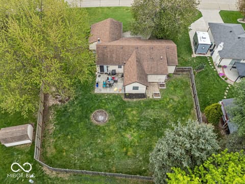 Photo of 387 Pleasantview Boulevard, Greenwood, IN