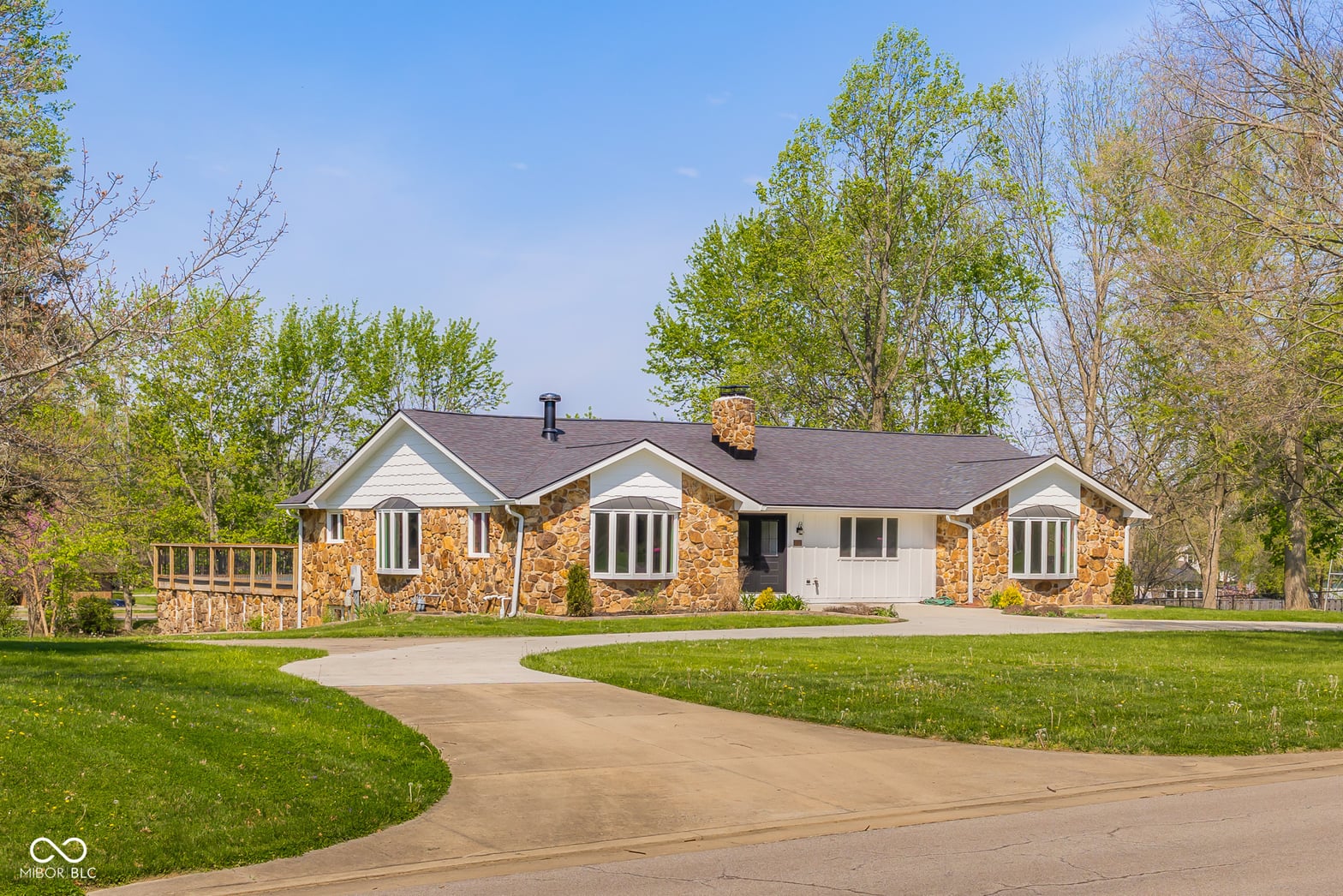 Photo of 3532 Shoshonee Drive, Columbus, IN