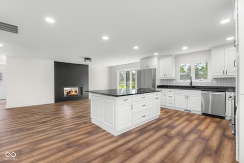 Photo of 3532 Shoshonee Drive, Columbus, IN
