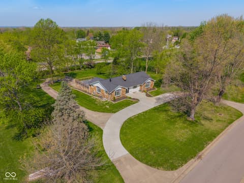 Photo of 3532 Shoshonee Drive, Columbus, IN