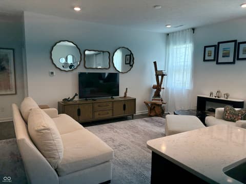 Photo of 3779 S Village Row, New Palestine, IN