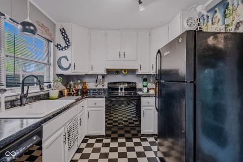 Photo of 5240 Vinewood Court, Columbus, IN