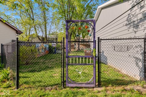 Photo of 5240 Vinewood Court, Columbus, IN