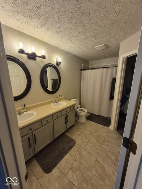 Photo of 8314 Alcona Drive, Indianapolis, IN