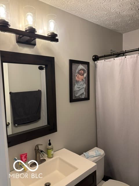 Photo of 8314 Alcona Drive, Indianapolis, IN
