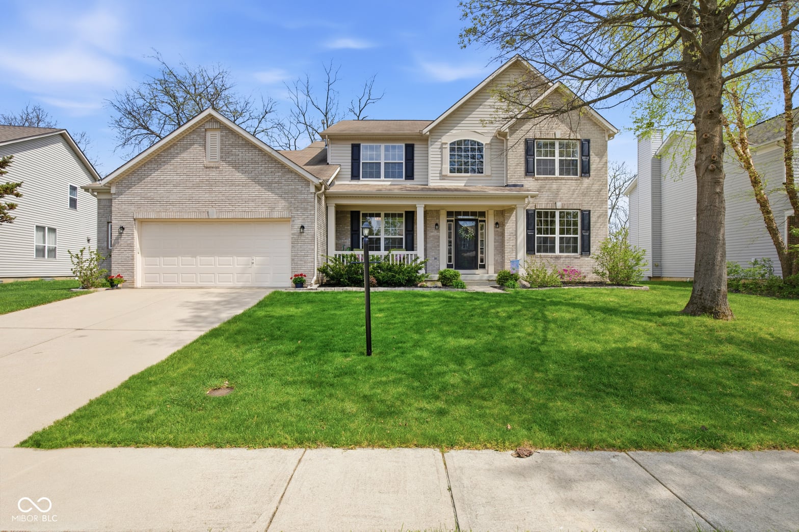 Front exterior at 7398 Dunmore Point, Noblesville, IN