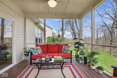 Bonus room at 7398 Dunmore Point, Noblesville, IN