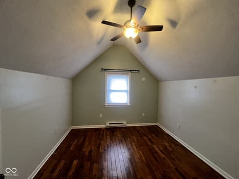 Photo of 2724 E Fairoaks Drive, New Castle, IN