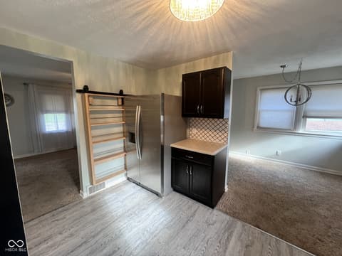 Photo of 2724 E Fairoaks Drive, New Castle, IN