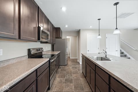 Photo of 610 Atlas Drive, Lebanon, IN