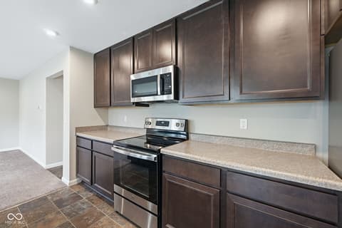 Photo of 610 Atlas Drive, Lebanon, IN