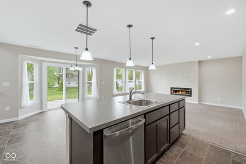 Photo of 610 Atlas Drive, Lebanon, IN