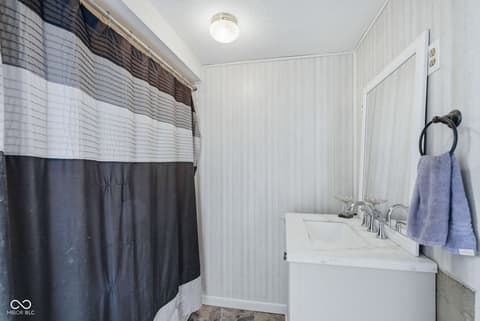 Photo of 8330 S 750 W, Pendleton, IN