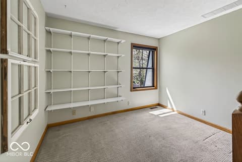 Loft — 2525 E 91st Street, Indianapolis, IN