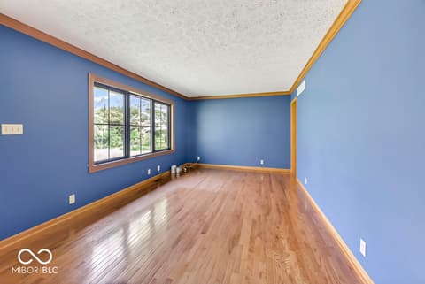 Living room at 2525 E 91st Street, Indianapolis, IN