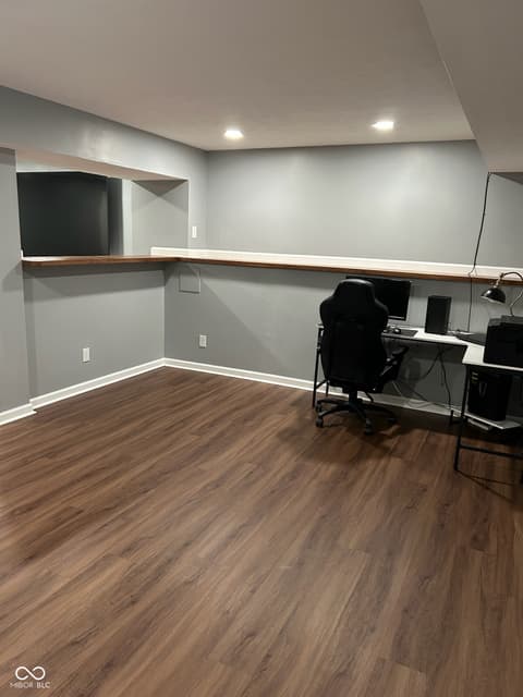 Home office at 932 Stave Oak Drive, Beech Grove, IN