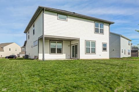 Photo of 4955 Oak Hill Drive, Lebanon, IN