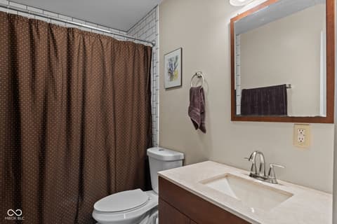 Photo of 339 Parkway Street, Whiteland, IN