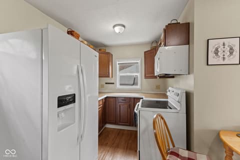 Photo of 339 Parkway Street, Whiteland, IN
