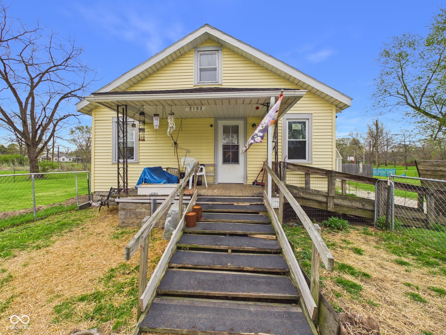 Photo of 2103 E Yale Avenue, Muncie, IN