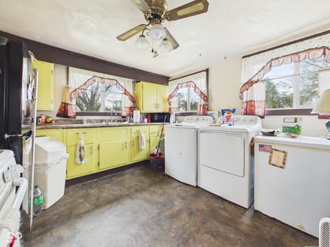 Photo of 2103 E Yale Avenue, Muncie, IN