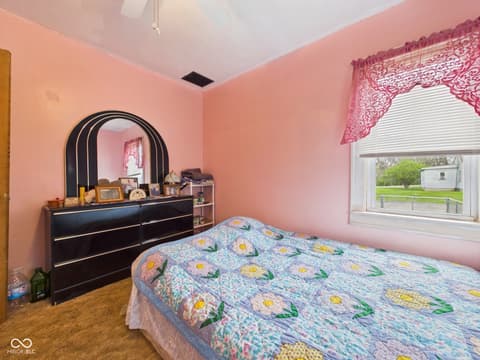 Photo of 2103 E Yale Avenue, Muncie, IN