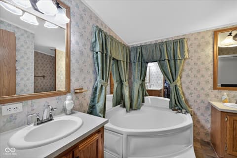 Photo of 2540 S Meridian Road, Mitchell, IN