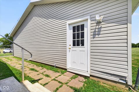 Photo of 2540 S Meridian Road, Mitchell, IN