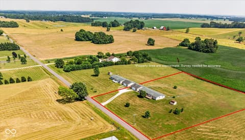 Photo of 2540 S Meridian Road, Mitchell, IN