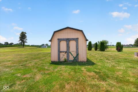 Photo of 2540 S Meridian Road, Mitchell, IN