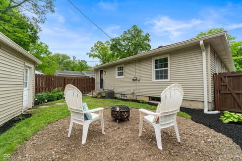 Photo of 5921 Carrollton Avenue, Indianapolis, IN