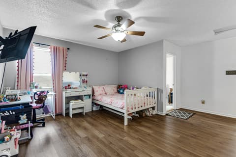 Photo of 1770 Blue Grass Parkway, Greenwood, IN