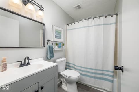 Photo of 7945 Benjamin Drive, Indianapolis, IN