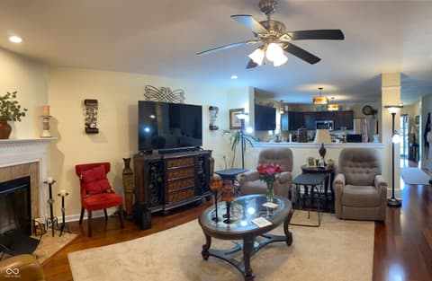 Family room at 3187 Limber Pine Drive, Whiteland, IN