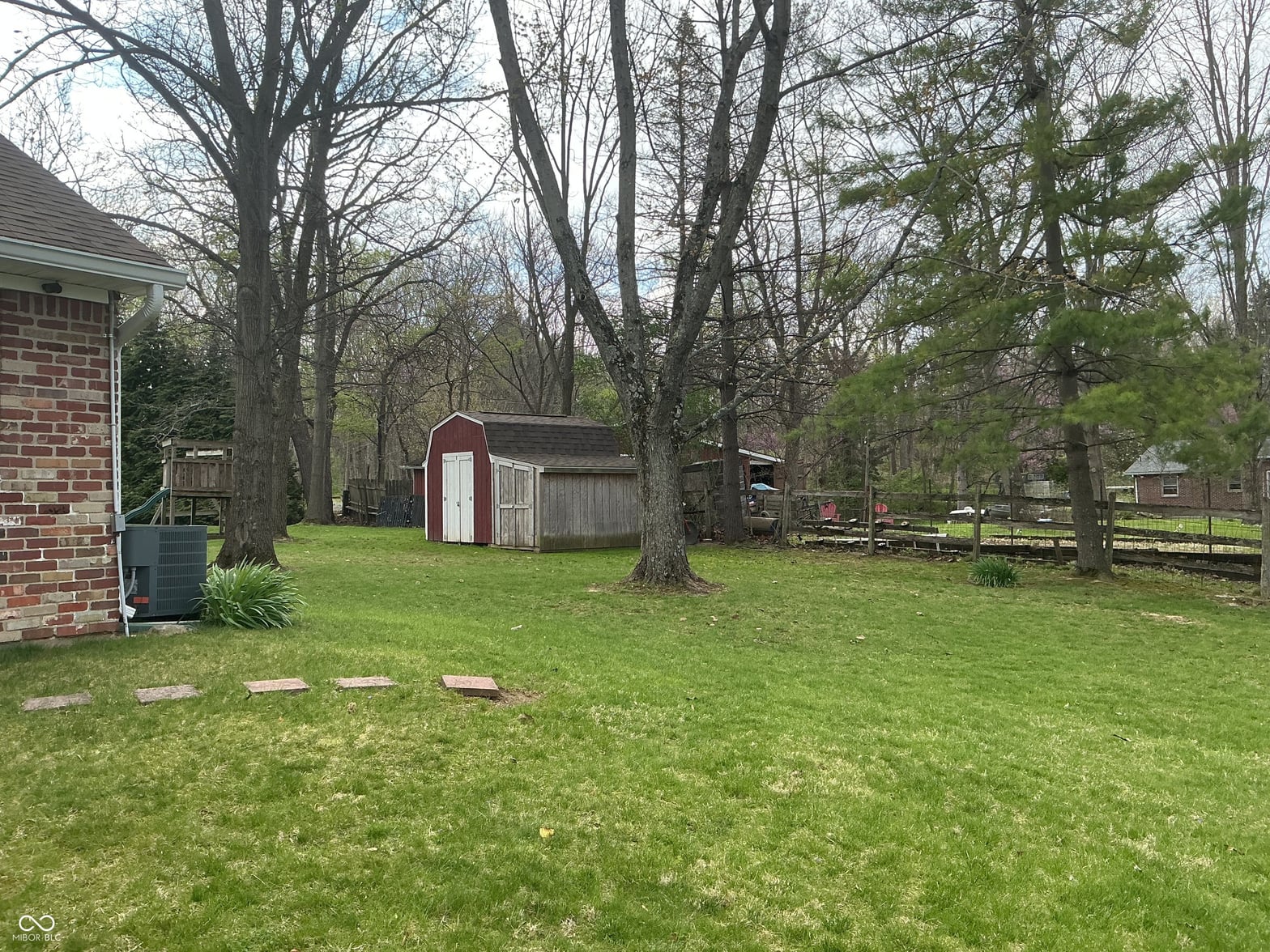Photo 36