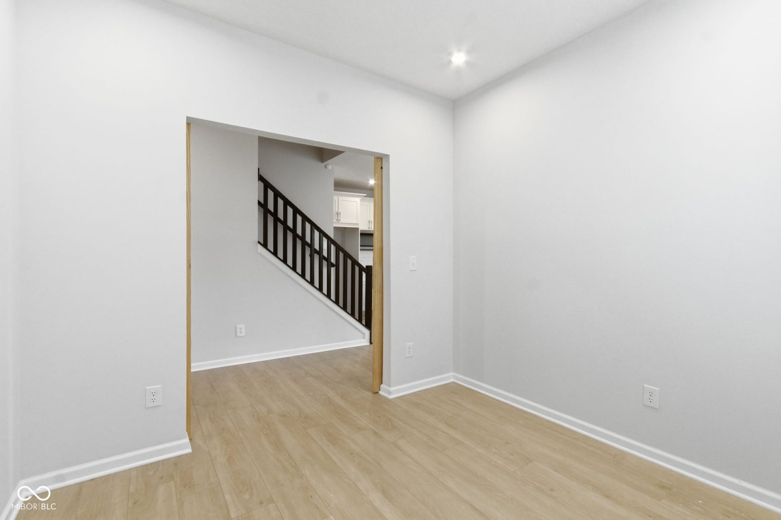 Bright, open living space with modern finishes and clean design.