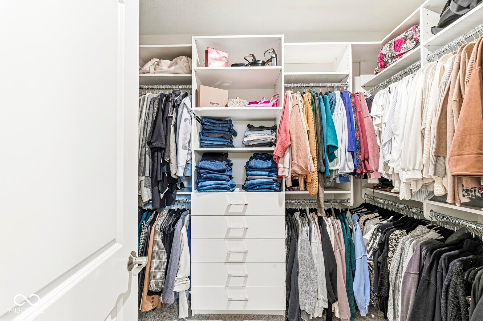 Walk In Closets